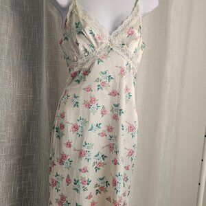 Women Maxi Floral Sateen Romantic Spaghetti Strap Summer Dress Size S NEW
